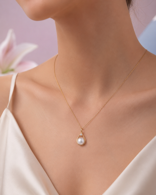 Pearl & Diamond Gold Pendant