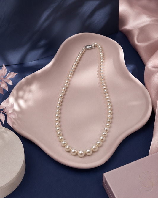 White Graduation Round Pearl Necklace